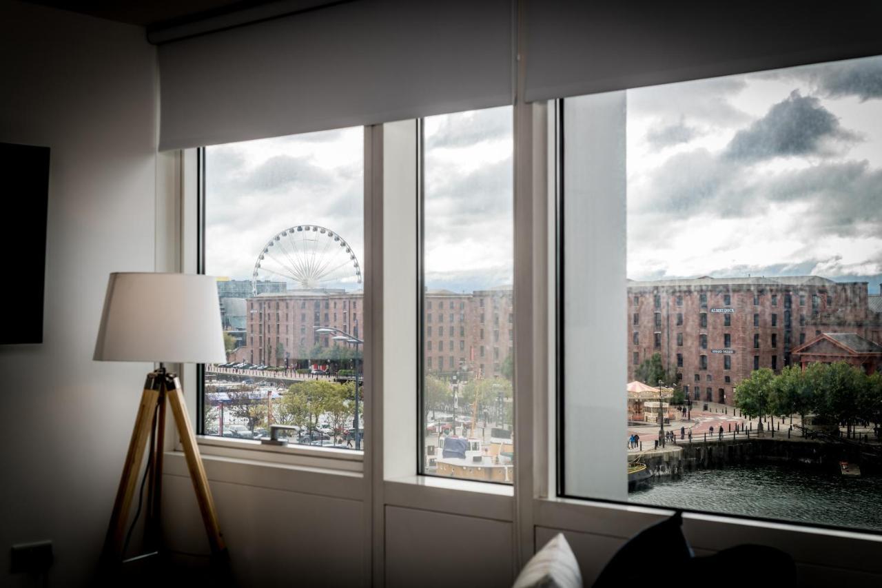 Scenic Dock View In Central Apartment *
