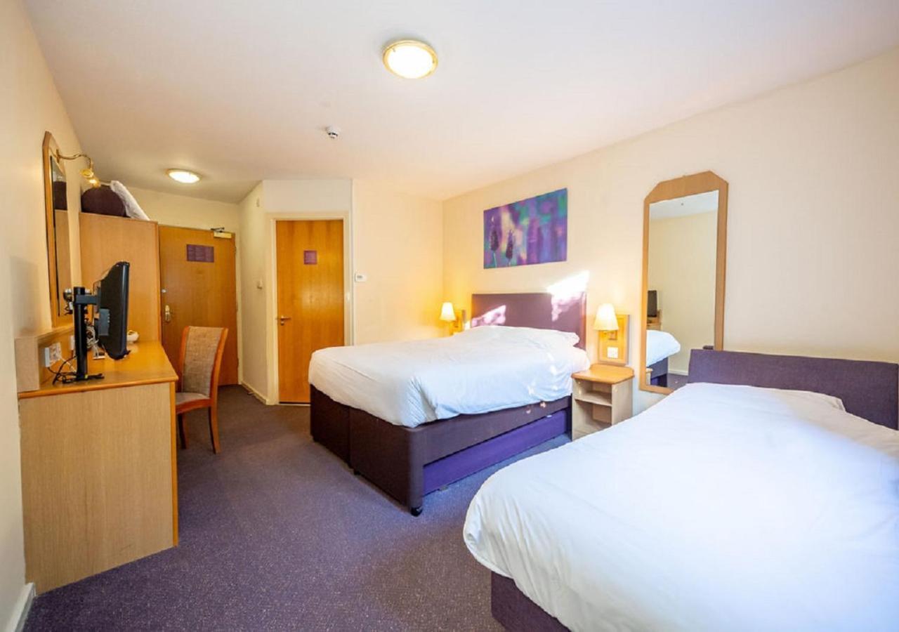 Hotel Stables Inn, Aintree 2*
