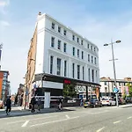Serviced Apartment In Liverpool City Centre - St Luke\'S Building By Happy Days - Apt 1
