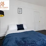 Stanley House - 7 Doubles! - Parking! - City Links By Hinkley Homes Short Lets & Serviced Accommodation
