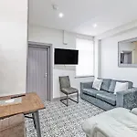 3 Bedroom Holiday House