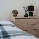 Huge 5Bdrm Ensuite In Liverpool Monthly Discounts Bu Hinkley Homes Short Lets & Serviced Accomodation