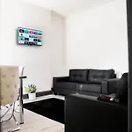 Fully Equipped Modern Home Perfect For Contractors, Relocators