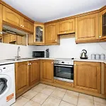 Cosy 4Br House Near City Center
