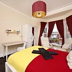 Beatles Themed Spacious 5 Bedrooms Terraced House