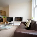 Irwell Chambers By L3 Apartments