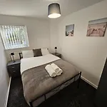 Furnished 1 Bedroom Apt In Liverpool