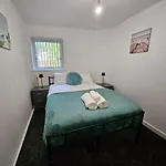 Studio Flat By Brookland Stays Serviced Accommodation Short Lets Liverpool With Free Wifi