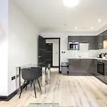 North House Deluxe Apartments