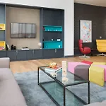 Roomzzz @ Iconinc