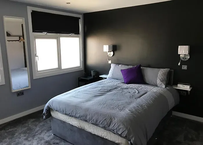 Cozy Rooms
