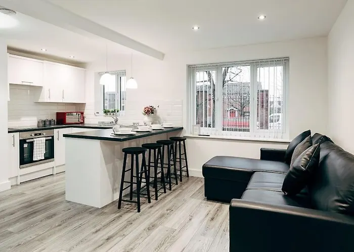 Park & Relax In 1Bd Central Liverpool Home