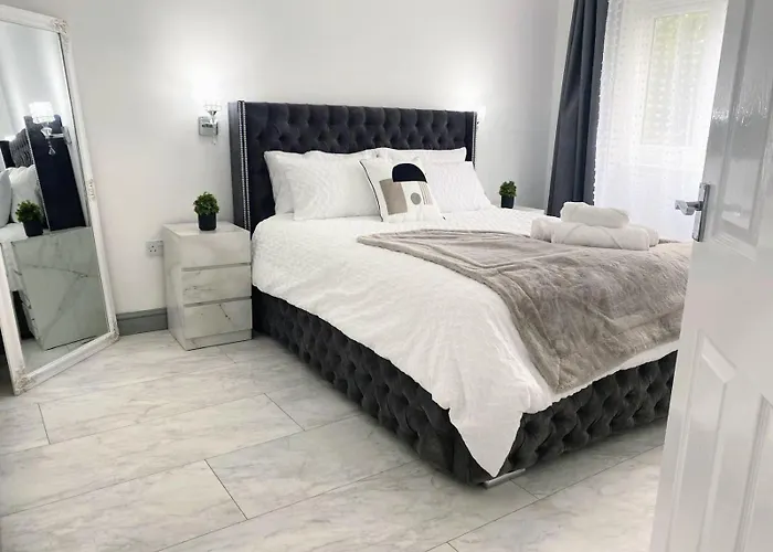 Modernised 3 Bed House