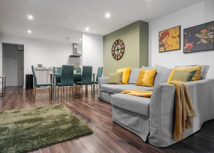 L1 City Stay, Netflix & Prime Location,Workspace