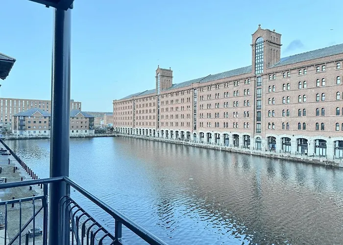 Balcony Waterfront View, 2 Bath, Free Parking