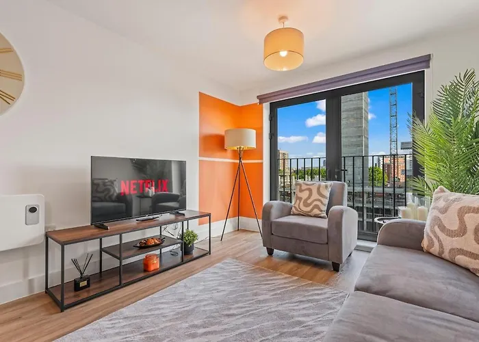 The Velmora Apartment - Central - 2Bed - Parking
