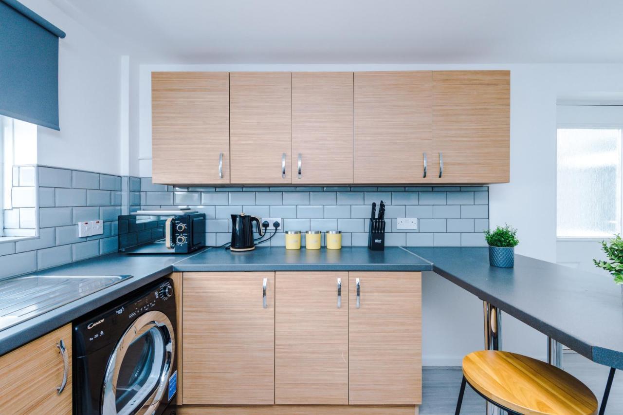 Empire Properties - Arundel Street *
