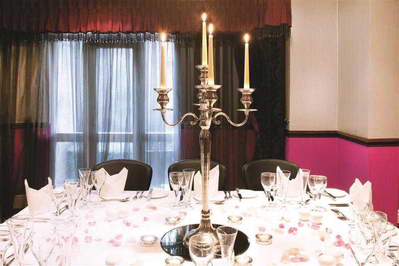 Hotel, Sure Collection By Western 3*