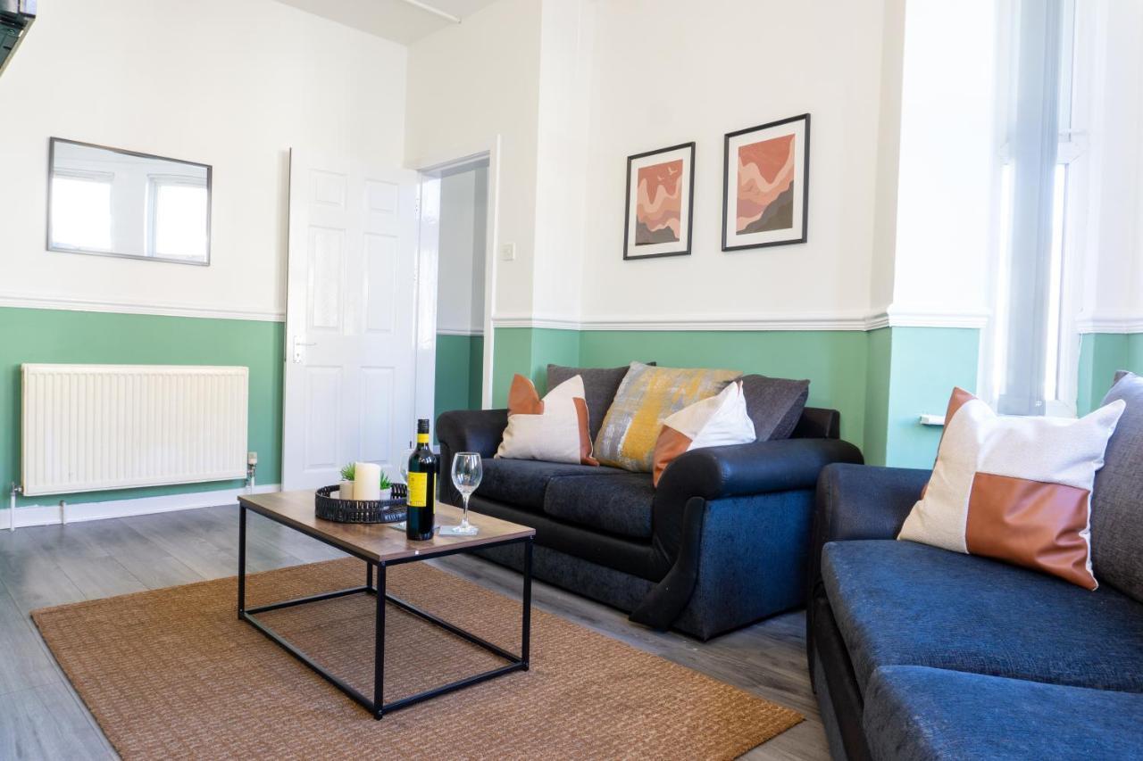Air Host And - Walton Breck House 3 Bedroom 2 Bathroom Sleeps 6 *