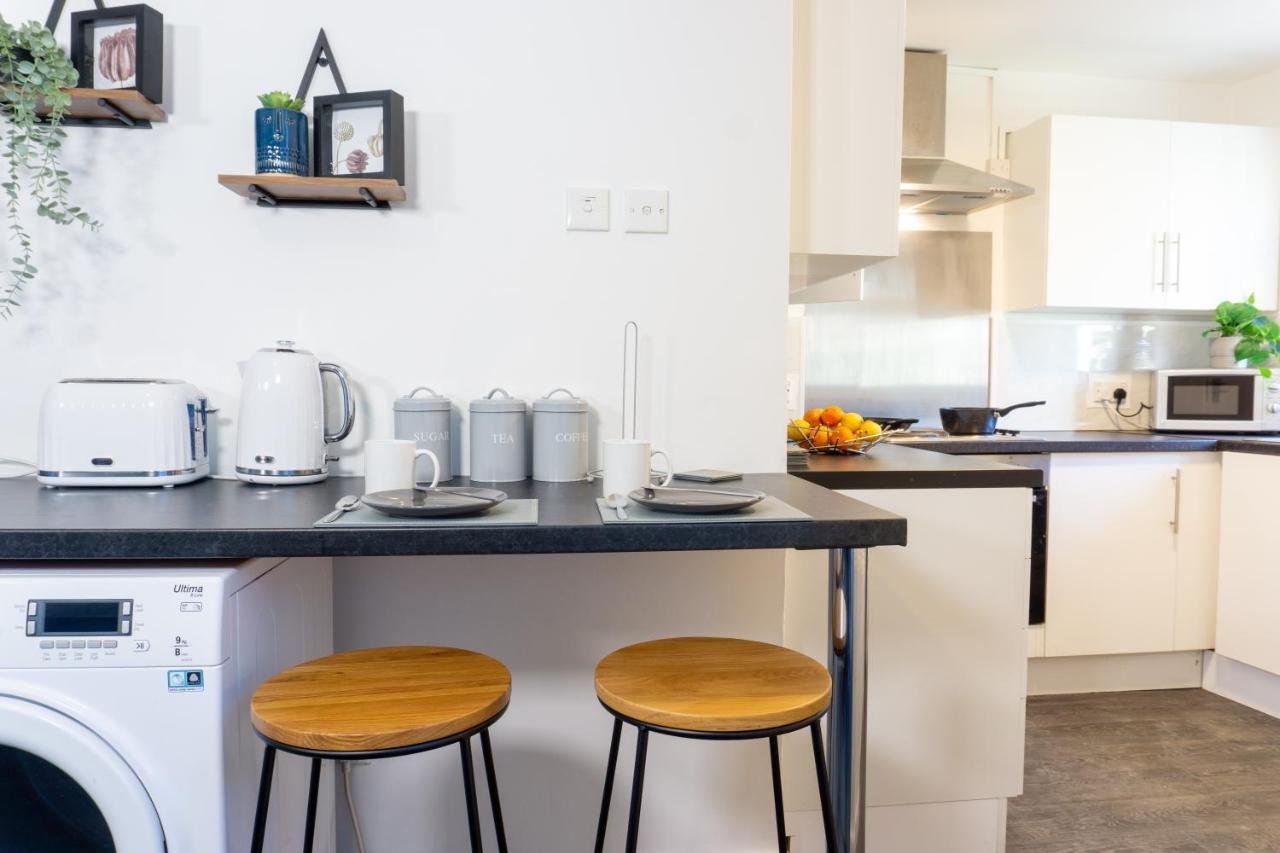 Air Host And - Walton Breck House 3 Bedroom 2 Bathroom Sleeps 6 Apartment Liverpool