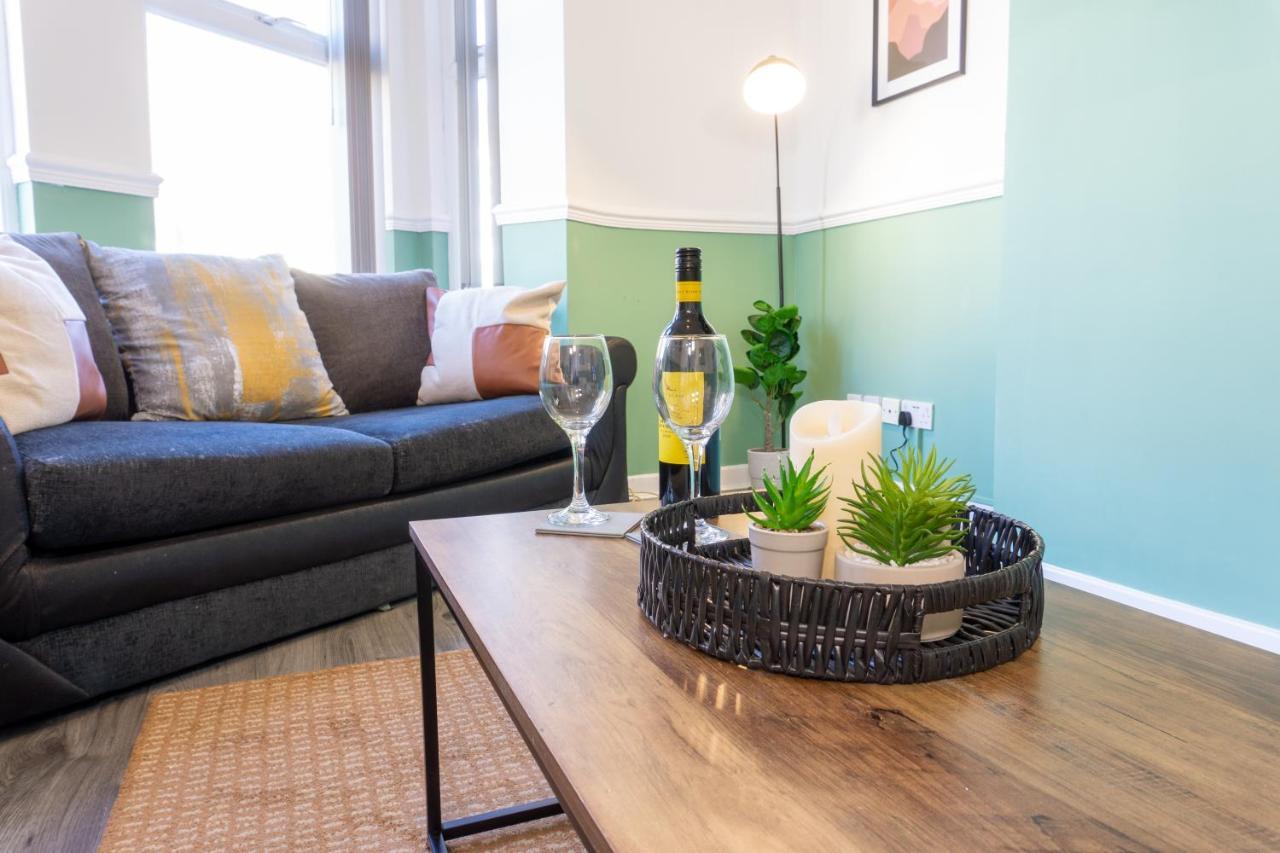 Apartment Air Host And - Walton Breck House 3 Bedroom 2 Bathroom Sleeps 6 *