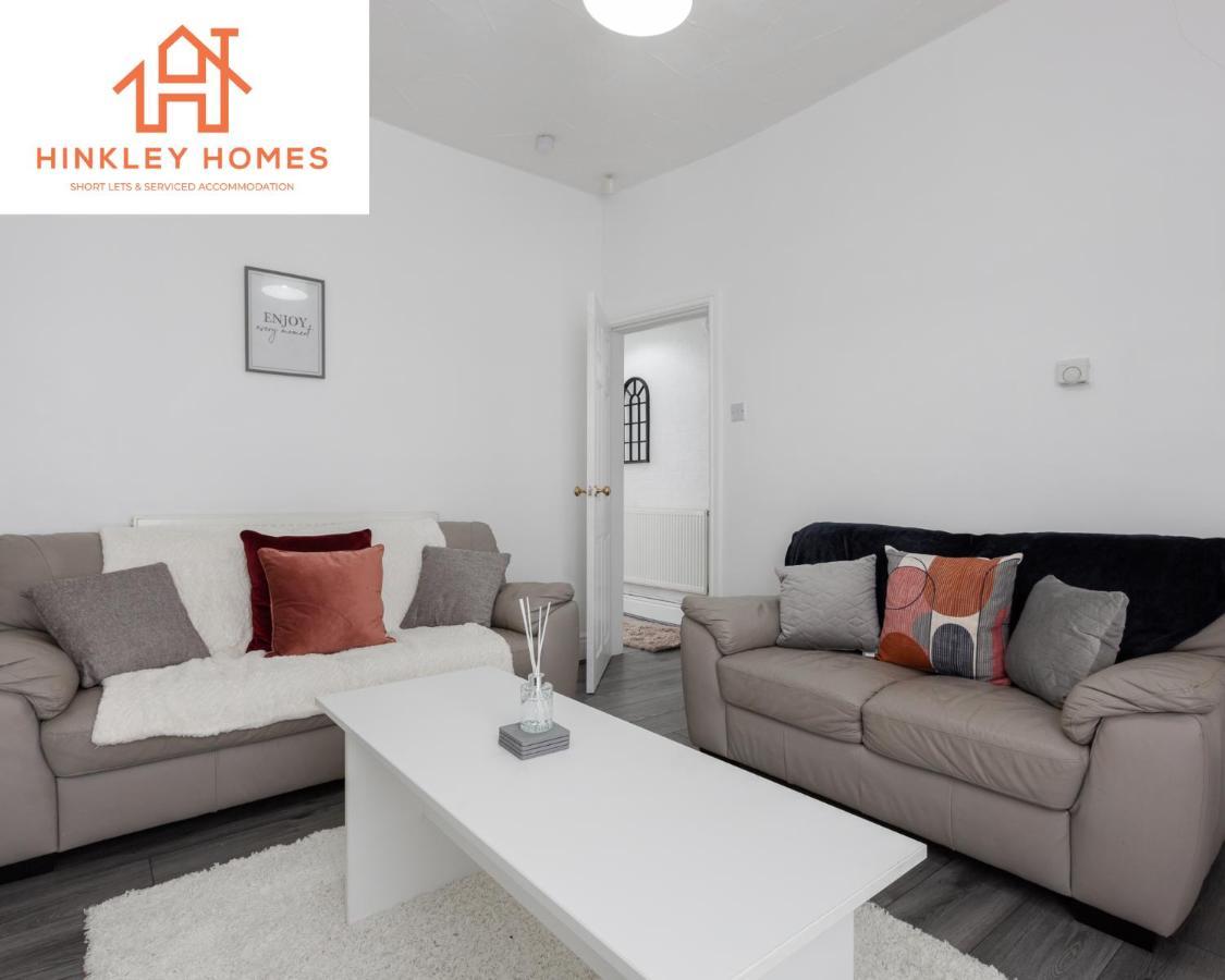 Hinkley Homes: Newly Renovated 4-bed With Free Parking * Liverpool