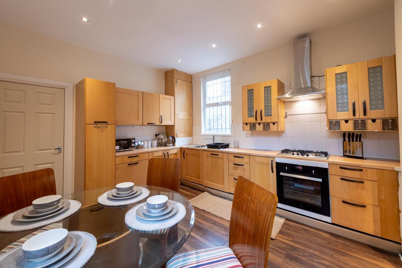 Beech Apparent Lovely Spacious Double * Liverpool