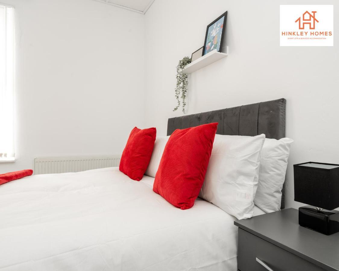Stylish Home: Free Wifi & Parking By Hinkley Homes * Liverpool