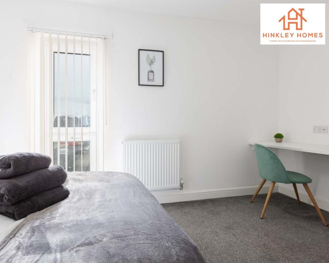 Modern Centre Townhouse By Hinkley Homes *