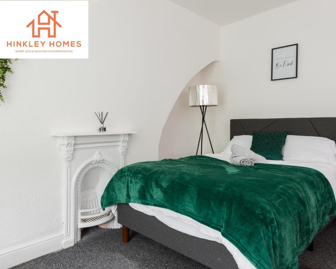 Holiday home Stanley House: City-linked Doubles With Parking Liverpool