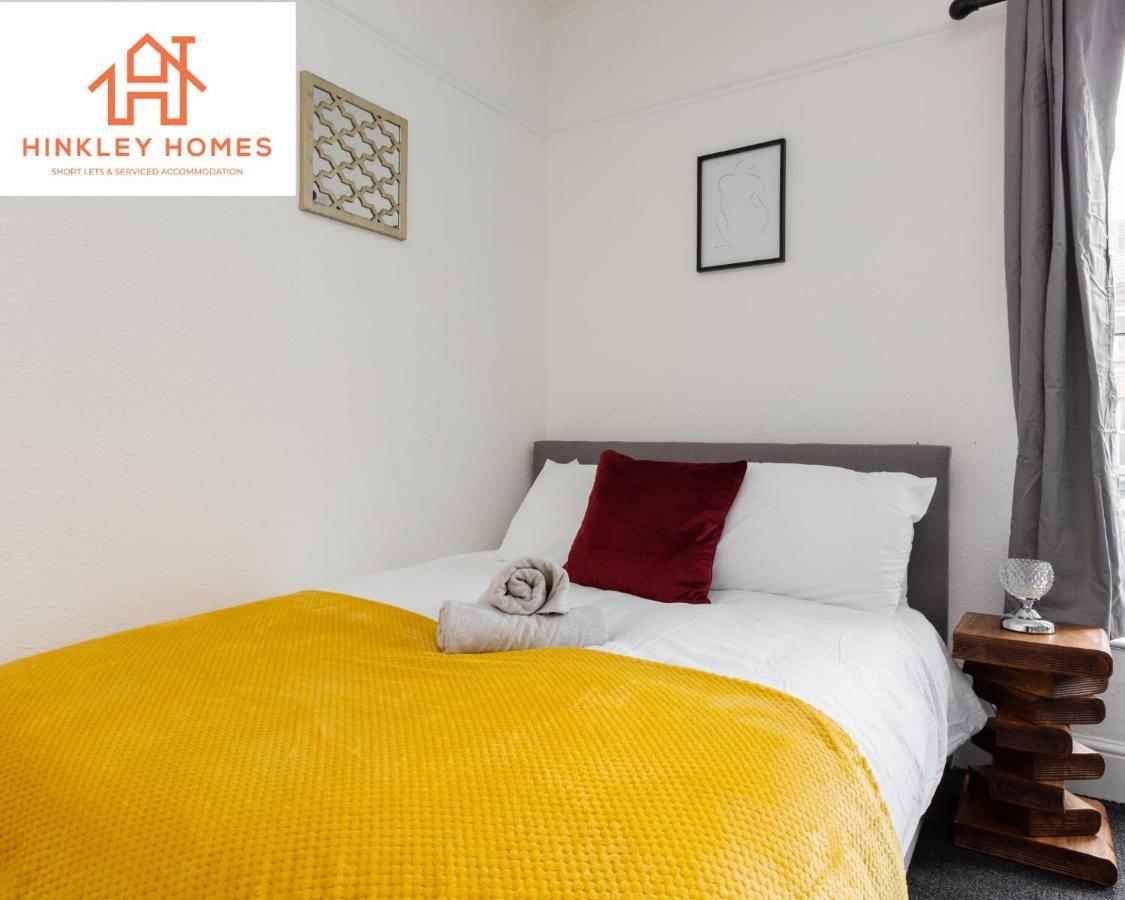 Stanley House: City-linked Doubles With Parking Liverpool