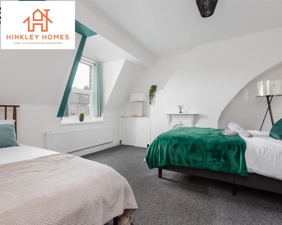 Stanley House: City-linked Doubles With Parking Liverpool