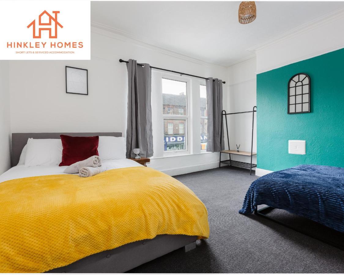 Stanley House: City-linked Doubles With Parking