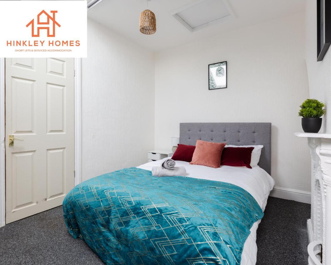 Holiday home Stanley House: City-linked Doubles With Parking