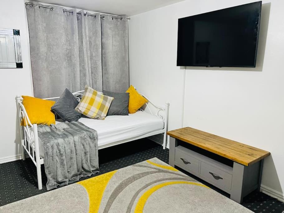 Holiday home Modern With Free Parking,near To Center Liverpool