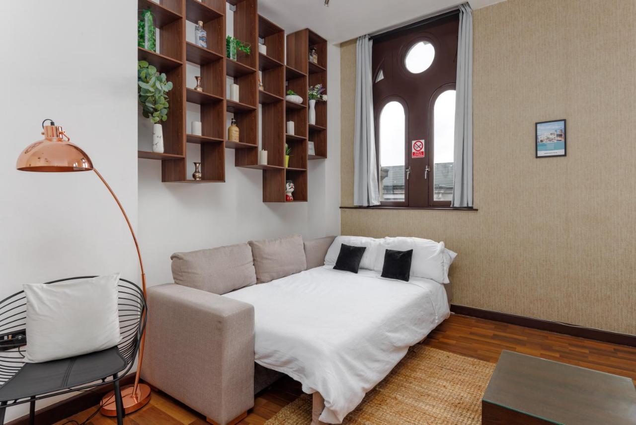 Flatzy - Victoria Street - Heart Of Centre Apartment *