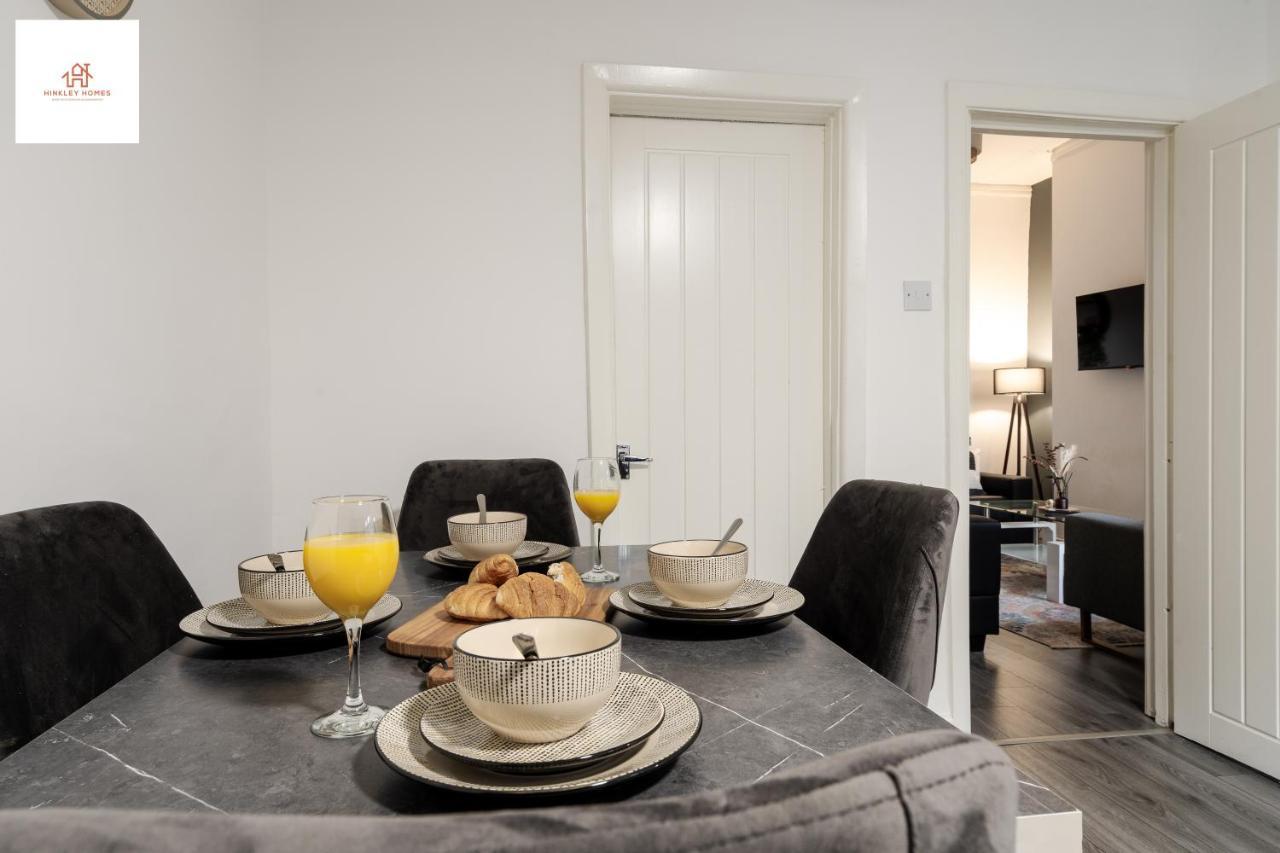 Immaculate 4 Bed In By Hinkley Homes Short Lets & Serviced Liverpool