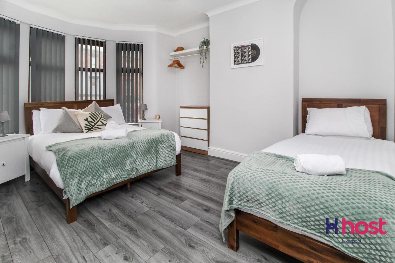 Holiday home Host - Spacious Family Pets Welcome