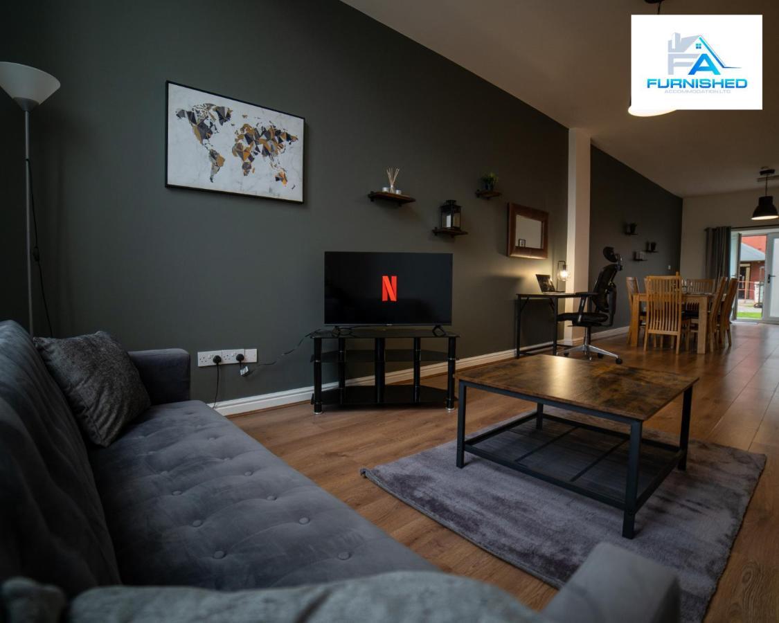Contractor By Furnished - Free Parking Apartment