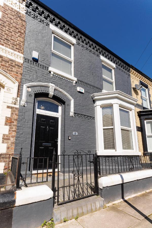 Holiday home Host - Anfield Stadium Home, Cozy House For Family Liverpool