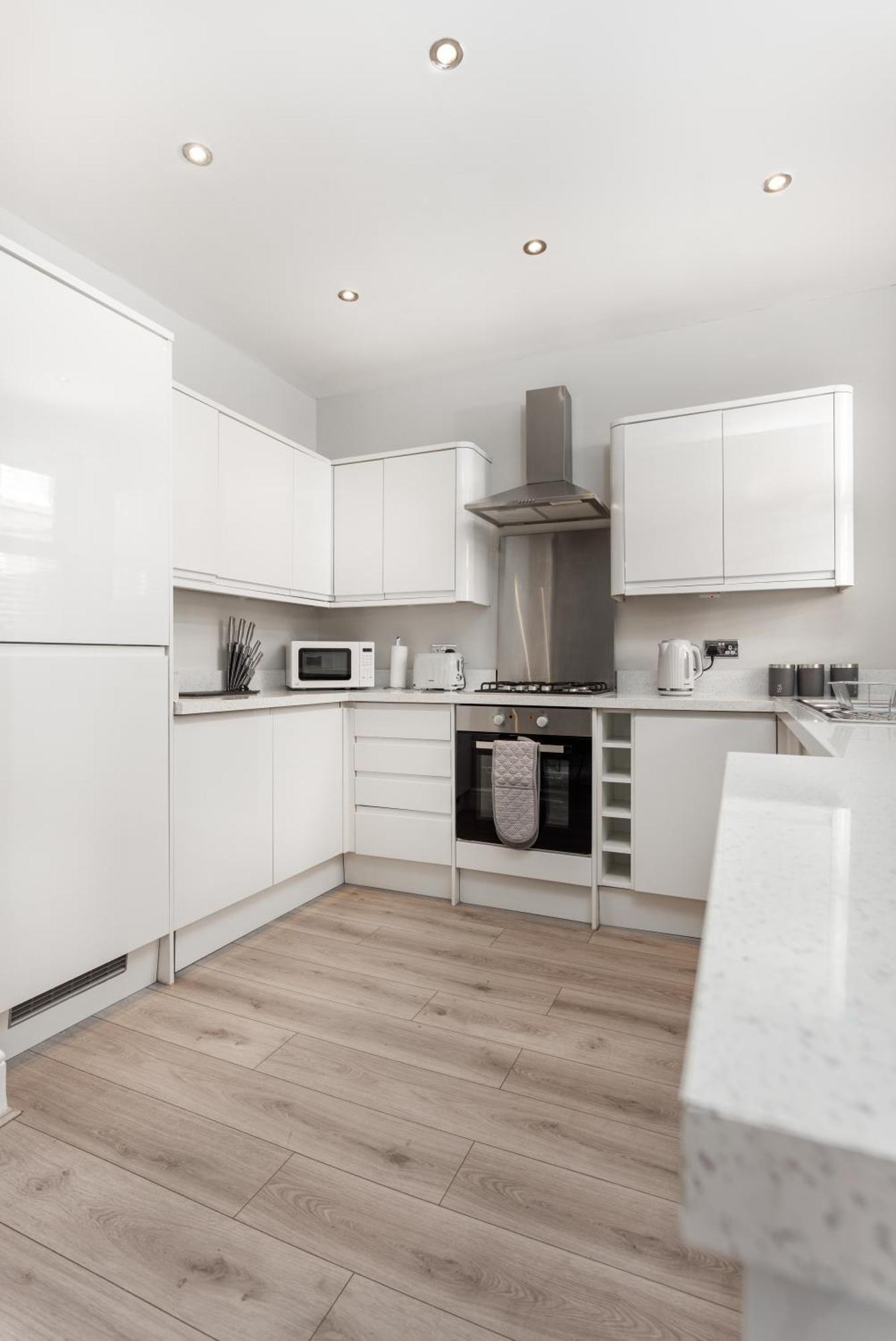 Holiday home Host - Anfield Stadium Home, Cozy House For Family Liverpool