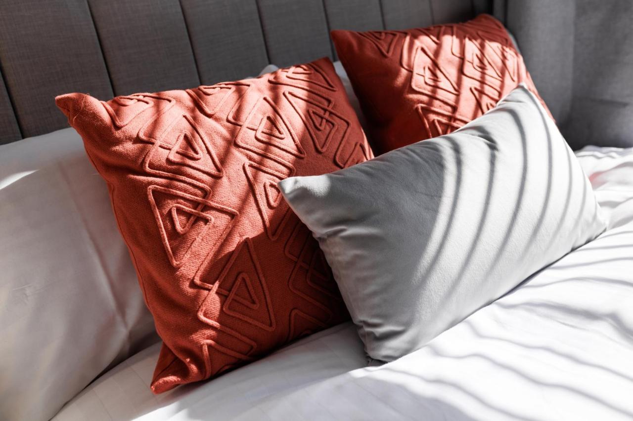 Host - Anfield Stadium Home, Cozy House For Family Holiday home Liverpool