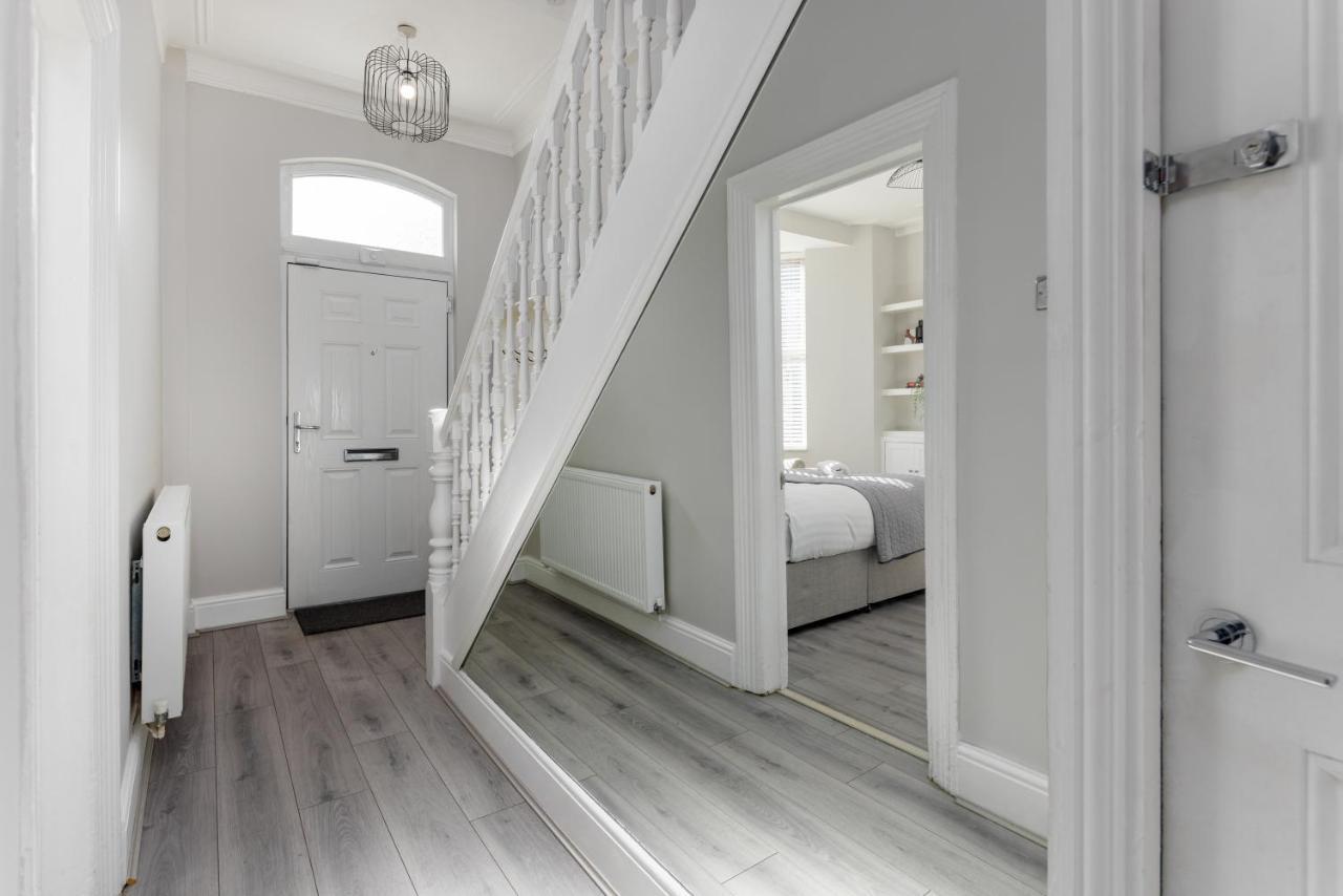 Host - Anfield Stadium Home, Cozy House For Family