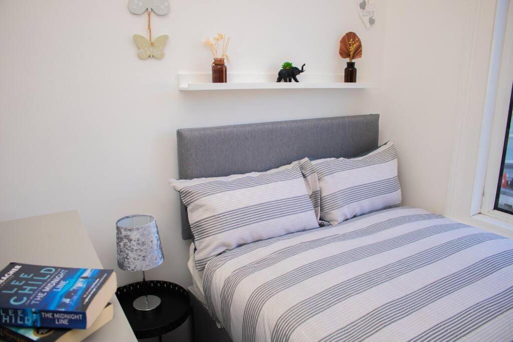 Holiday home New Fantastic 4br House Near Lfc *