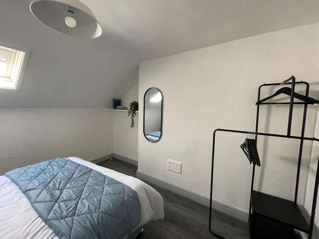 Newly Renovated In - Extended * Liverpool