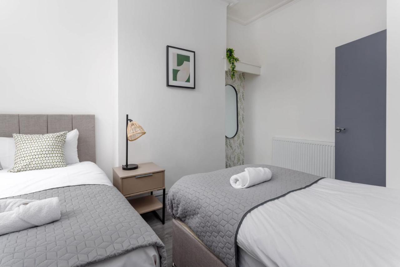 Newly Renovated In - Extended