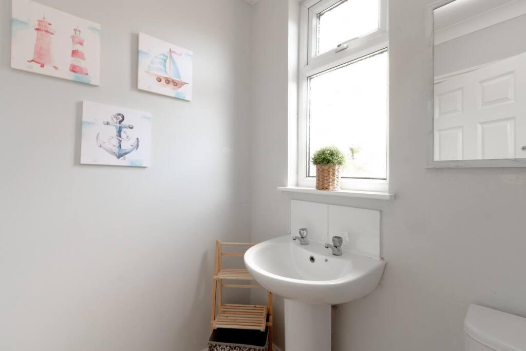 Apartment Getaway - Modern Private Liverpool