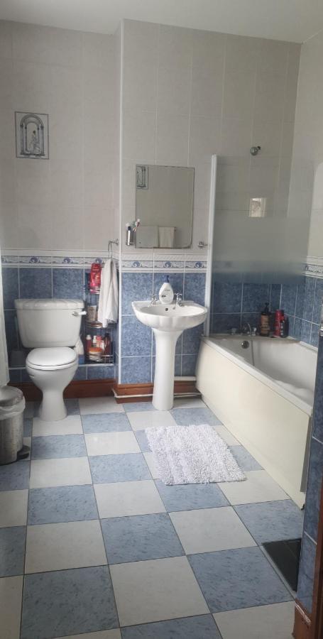 The Shamrock Bed &and Breakfast * Liverpool