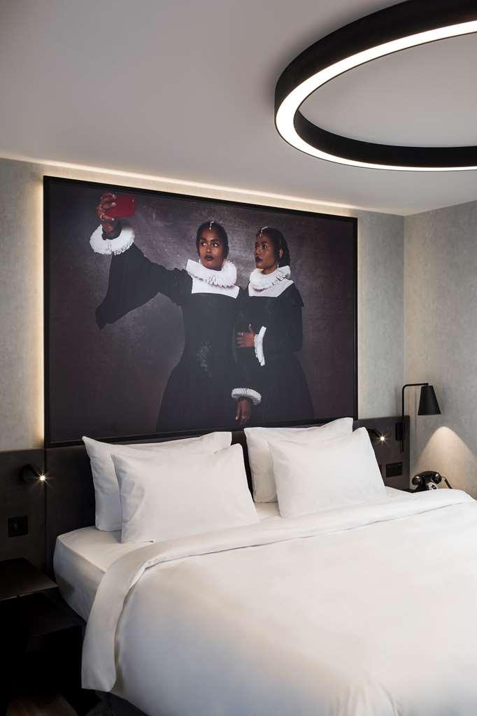 Radisson Red Hotel, 4* Liverpool