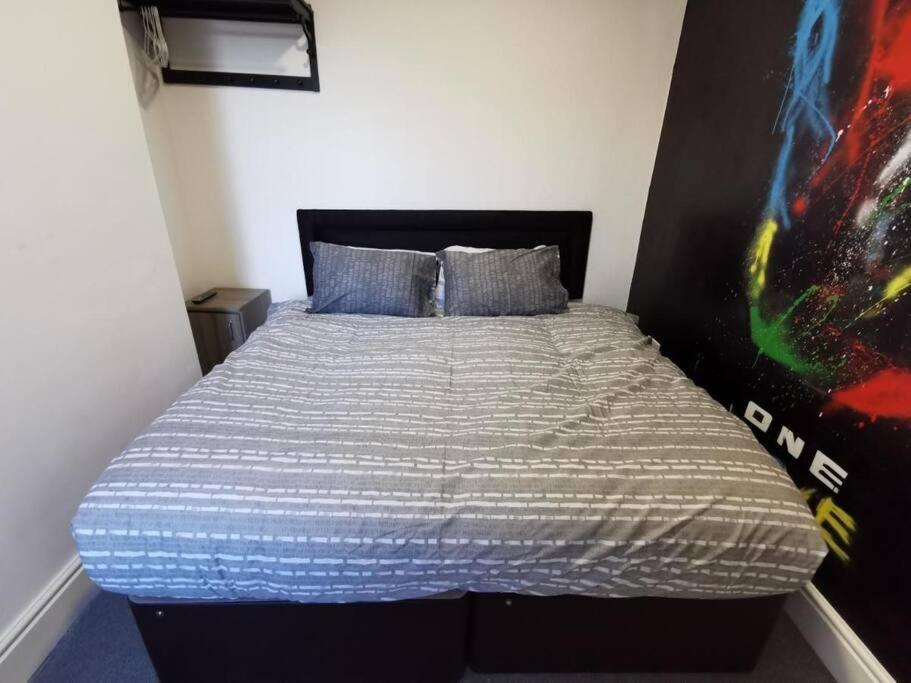 The Bob Marley 'one Love' Apartment, Relaxed Vibes